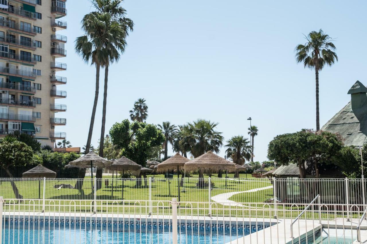Apart Eam Maite 3 Benalmadena Luaran gambar